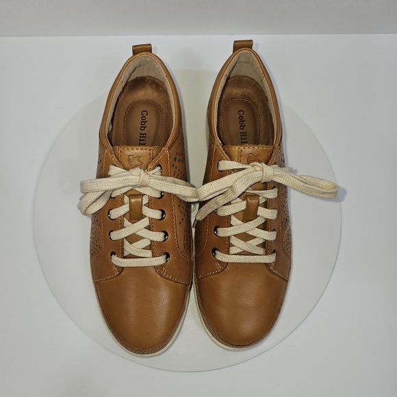 NWT Cobb Hill Bailee Brown Leather Sneaker 6 Lace Up Perforated CI7740 - Picture 3 of 12